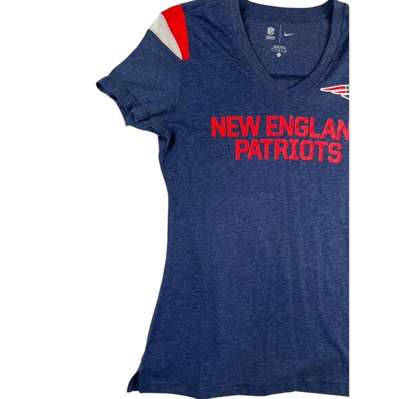 New England Patriots women's NFL Team Apparel Nike Large shirt - Picture 7 of 7